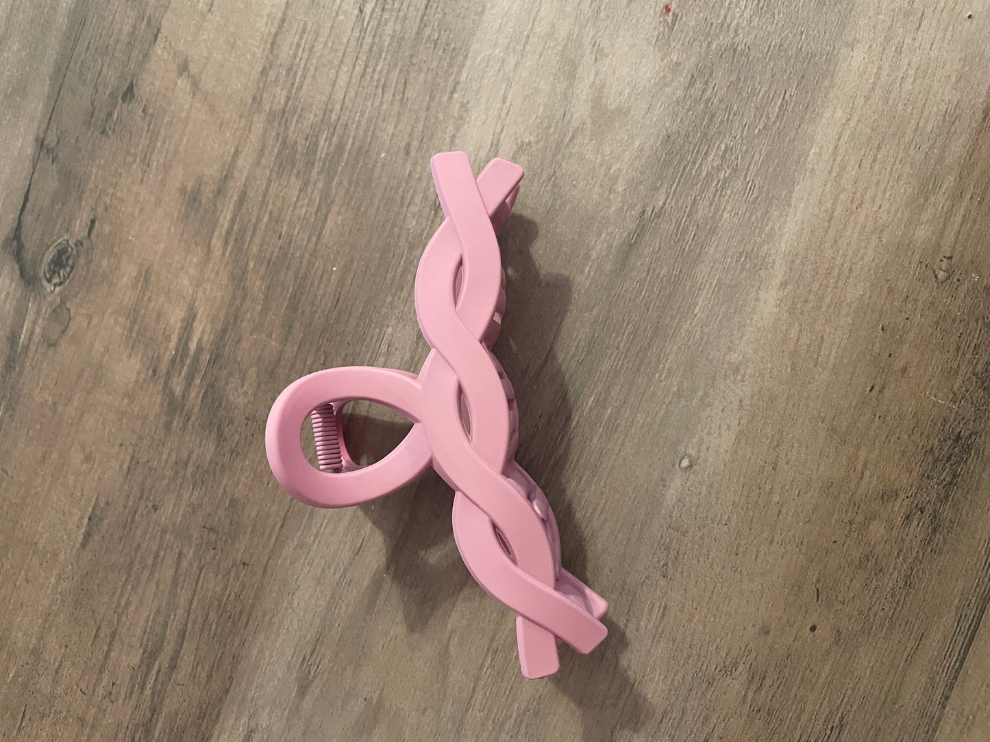 Large Twisted Hair Clip