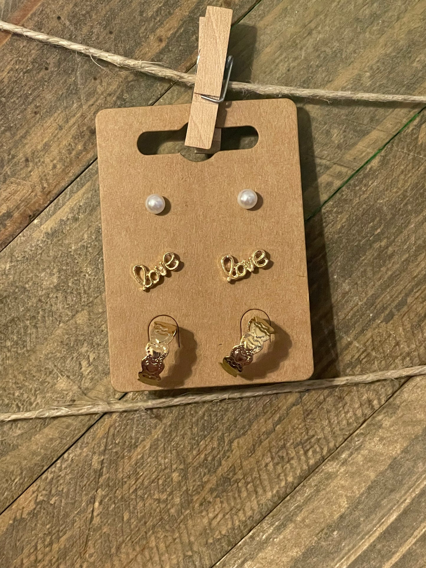 Gold Simple Stud Earrings