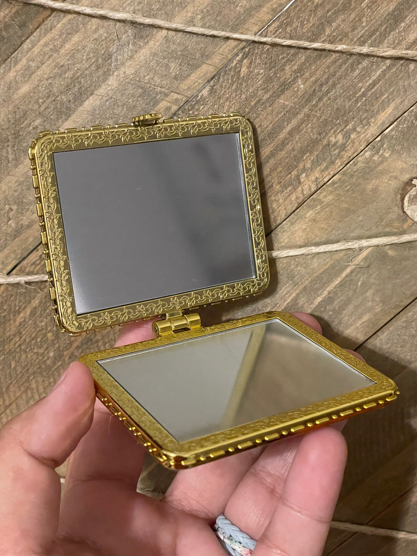 Floral Compact Mirror