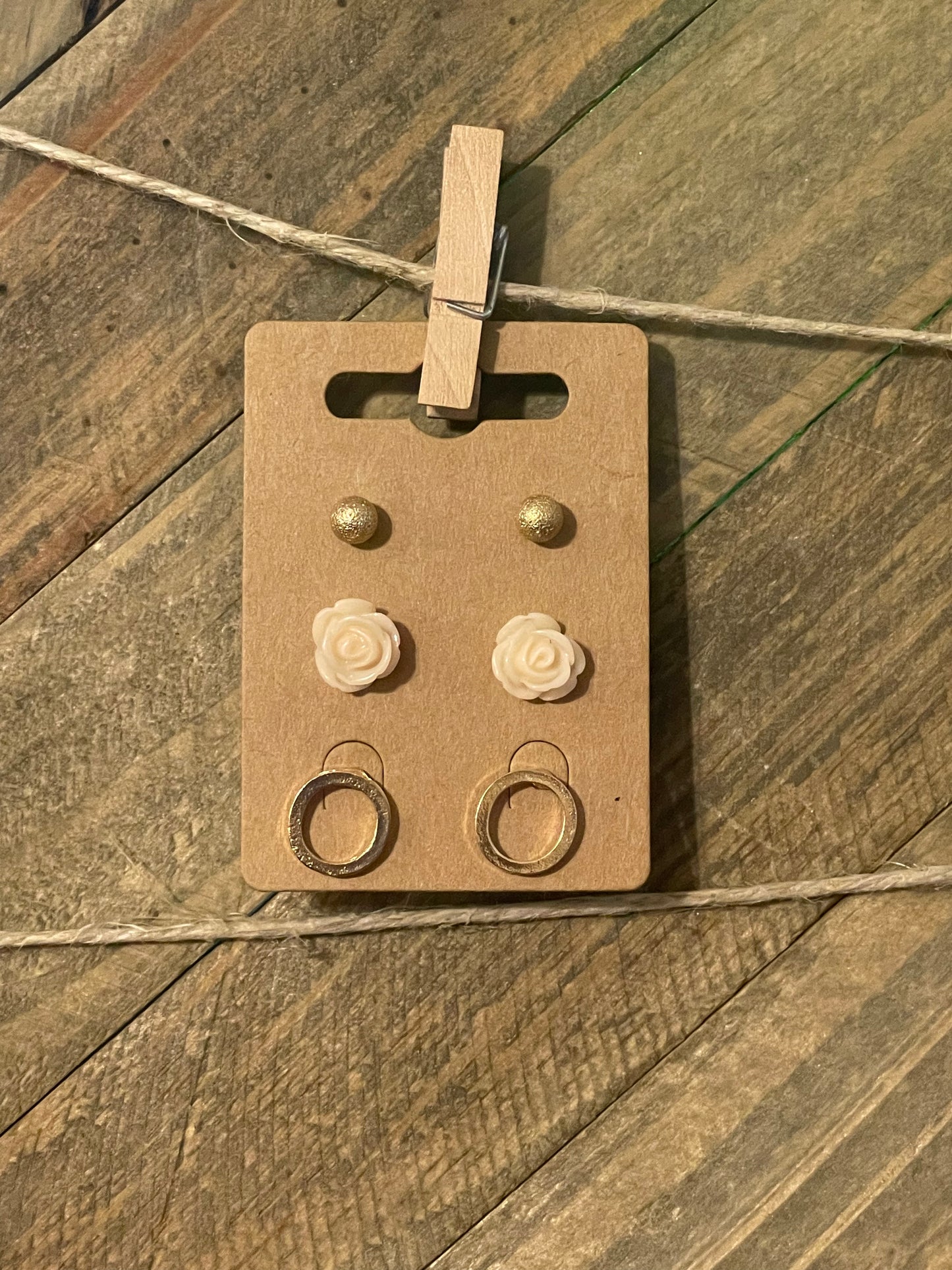 Gold Simple Stud Earrings